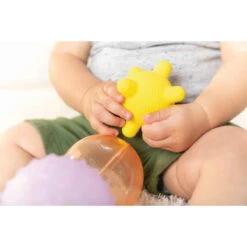 Infantino Lights & Sounds Multi-Sensory Speelballetjes BK-315023 9 Infantino Lights & Sounds Multi-Sensory Speelballetjes BK-315023 -Babyproducten Winkel 2020 08 14 0321 1