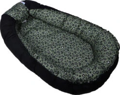 MamaLoes Panther Army Green Omkeerbaar Babynest ML3038 -Babyproducten Winkel MamaLoes Panther Army Green Omkeerbaar Babynest ML3038 02