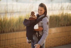 Momi Collet Navy Blue Ergonomische Draagzak NOSI00002 -Babyproducten Winkel Momi Collet Navy Blue Ergonomische Draagzak NOSI00002 10