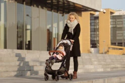 Momi Estelle Pink Wandelwagen WOSP00004 22 Momi Estelle Pink Wandelwagen WOSP00004 -Babyproducten Winkel Momi Estelle Pink Wandelwagen WOSP00004 10