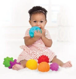 Infantino Sensory Multi Ball Set Speelballetjes BK-05209 7 Infantino Sensory Multi Ball Set Speelballetjes BK-05209 -Babyproducten Winkel b kids sensory multi ball set speelballetjes 2