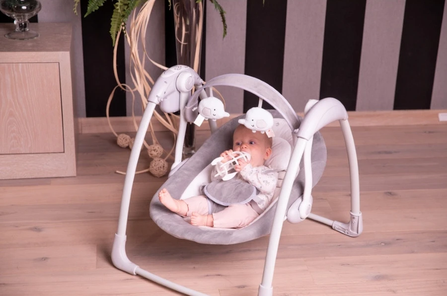 Bo Jungle B-Portable Swing Dolphy Grey Babyschommel B700600 8 Bo Jungle B-Portable Swing Dolphy Grey Babyschommel B700600 - Afbeelding 6