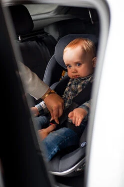 Ding Mace Black/Grey 360° I-Size Autostoel 0-36kg DI-111917 -Babyproducten Winkel di 111917 lifestyle 01 1