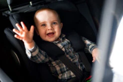 Ding Mace Black/Grey 360° I-Size Autostoel 0-36kg DI-111917 -Babyproducten Winkel di 111917 lifestyle 03 1