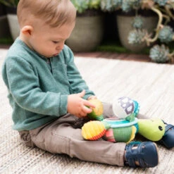 Infantino Go Gaga Mirror Pal Turtle Spiegel BK-216003 12 Infantino Go Gaga Mirror Pal Turtle Spiegel BK-216003 -Babyproducten Winkel infantino go gaga mirror pal turtle spiegel bk 216003 5