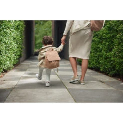 Jollein Boucle Biscuit Rugtasje 057-591-66067 -Babyproducten Winkel jollein boucle rugzakje .2 1