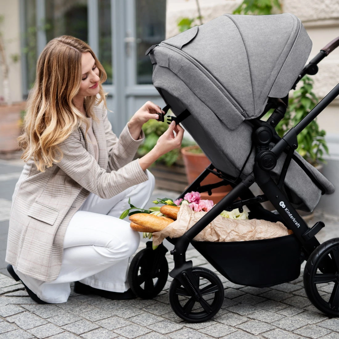 Kinderkraft A-Tour Light Grey 3-in-1 Kinderwagen Incl. Autostoel KSATOU00LGR3000 18 Kinderkraft A-Tour Light Grey 3-in-1 Kinderwagen Incl. Autostoel KSATOU00LGR3000 - Afbeelding 16