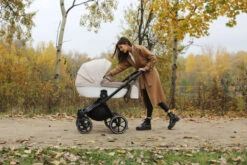 Kunert Talisman Black Flowers 2-in-1 Kinderwagen TA-01-BLACK 35 Kunert Talisman Black Flowers 2-in-1 Kinderwagen TA-01-BLACK -Babyproducten Winkel kunert talisman black green 2 in 1 kinderwagen ta 04 black 000 000