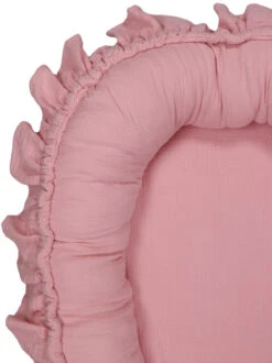 MamaLoes Soft Cotton Ruffle Licht Roze Babynest ML020113 -Babyproducten Winkel mamaloes soft cotton ruffle licht roze babynest ml020113 3