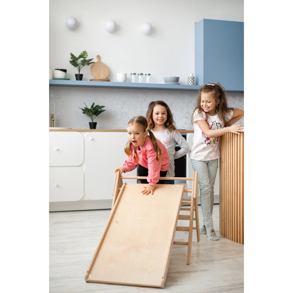 Luna Toys Naturel Houten Klimrek Met Glijbaan LU-36950 10 Luna Toys Naturel Houten Klimrek Met Glijbaan LU-36950 - Afbeelding 8