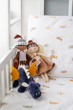 Tryco Ridder Kai 35 Cm Pop In Geschenkdoos TR-243338 22 Tryco Ridder Kai 35 Cm Pop In Geschenkdoos TR-243338 -Babyproducten Winkel tr 243338 8720289399528 doll knight kai 02 1920x1920 1 1