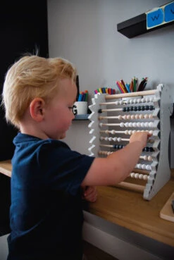 Tryco Dino Houten XL Telraam TR-353014 -Babyproducten Winkel tr 353014 tryco wooden abacus dino 07 1920x1920