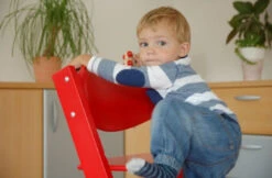 Treppy Woody Wit Meegroei Kinderstoel 2031 -Babyproducten Winkel treppy wood meegroei kinderstoel 2