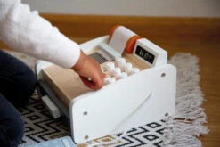 Tryco Houten Kassa Met Pinautomaat TR-303005 14 Tryco Houten Kassa Met Pinautomaat TR-303005 -Babyproducten Winkel tryco houten kassa 02