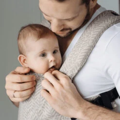 Zaffiro City Beige Leaves Ergonomische Draagzak 45394 -Babyproducten Winkel zaffiro city beige leaves ergonomische draagzak 3